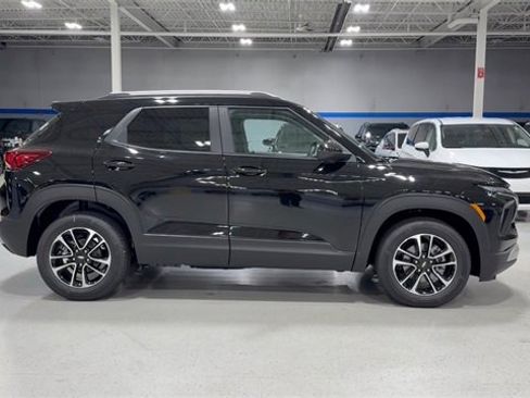 New 2026 Chevrolet TrailBlazer LT w/ Driver Confidence Package image 3