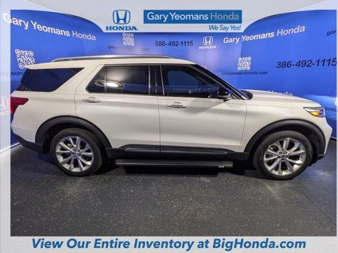 Used 2022 Ford Explorer Platinum w/ Technology Package image 5