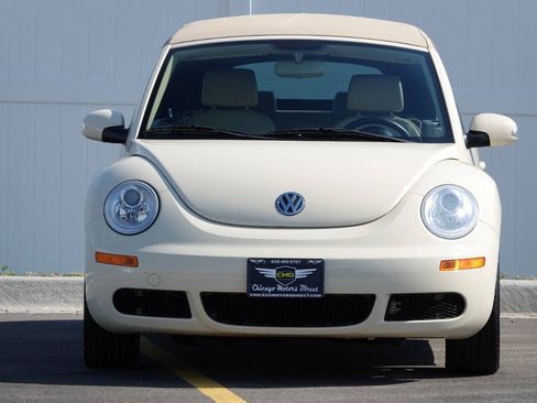 Used 2008 Volkswagen Beetle SE FWD image 43