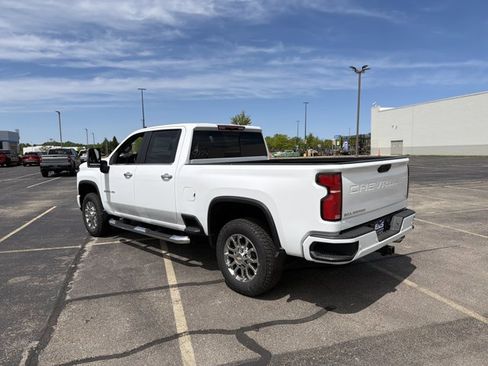 New 2026 Chevrolet Silverado 2500 LT w/ Z71 Chrome Sport Edition AWD/4WD image 7