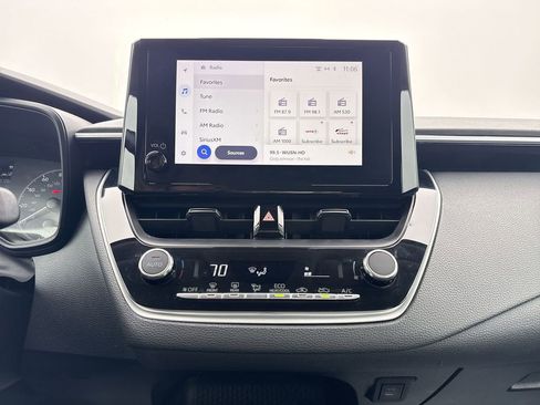 Used 2024 Toyota Corolla LE image 12