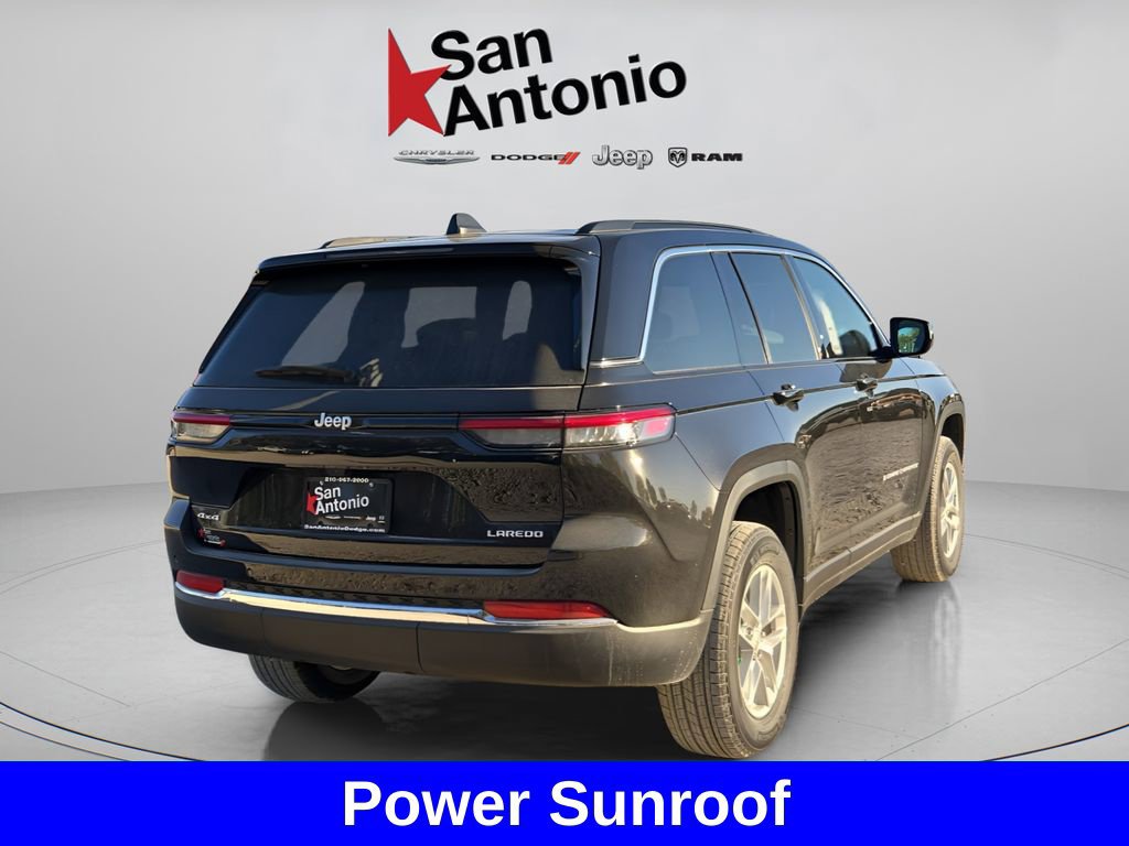 New 2025 Jeep Grand Cherokee Laredo X w/ Luxury Tech Group I AWD/4WD image 8