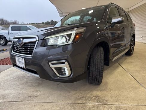 Used 2020 Subaru Forester Touring image 9