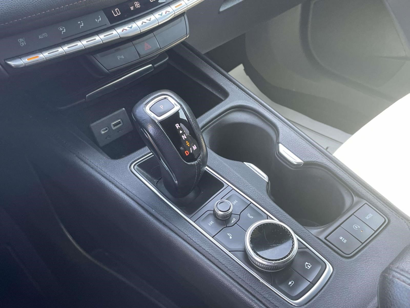 Used 2019 Cadillac XT4 Sport FWD image 30