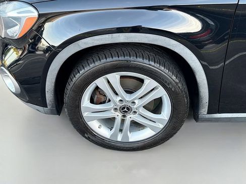 Used 2019 Mercedes-Benz GLA 250 4MATIC image 29