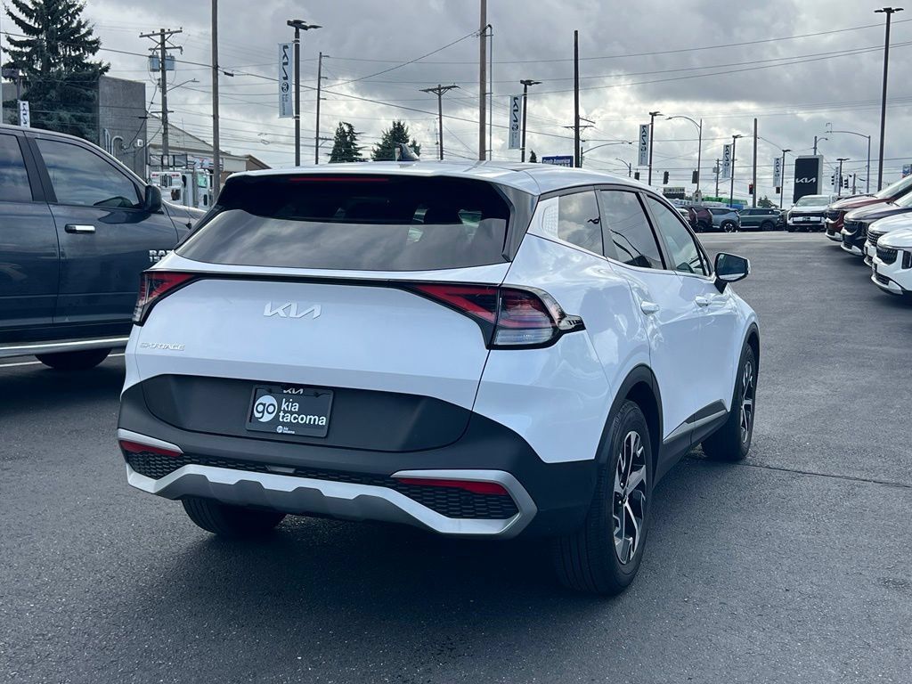 Certified 2023 Kia Sportage EX FWD image 7