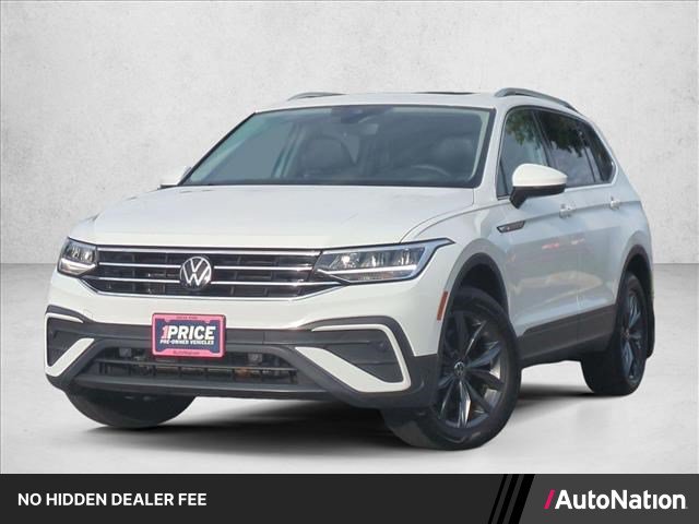 Used 2024 Volkswagen Tiguan SE w/ Panoramic Sunroof Package AWD/4WD image 1
