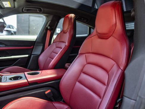 Certified 2023 Porsche Taycan RWD image 5