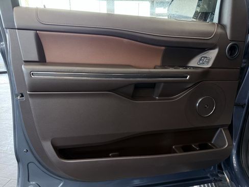 Used 2022 Ford Expedition Max King Ranch image 26