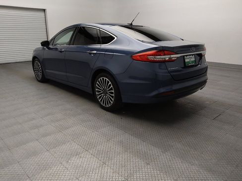 Used 2018 Ford Fusion SE w/ Fusion SE Technology Package FWD image 5