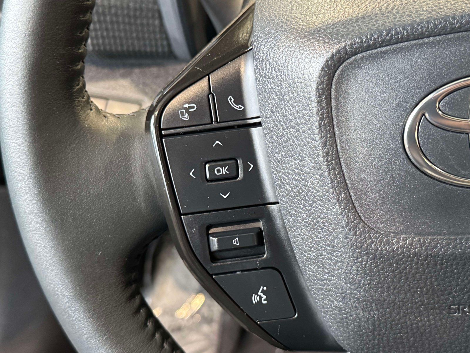 Certified 2023 Toyota bZ4X AWD w/ Weather Package image 20