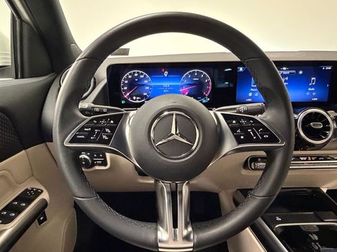 Certified 2025 Mercedes-Benz GLA 250 4MATIC image 23