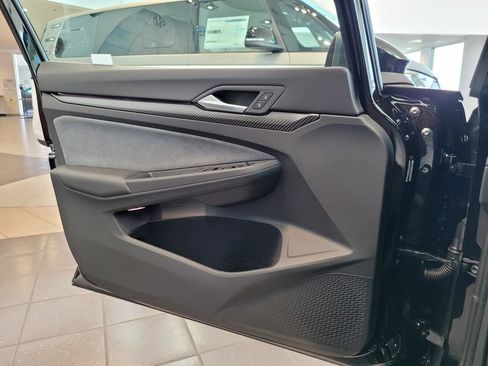 New 2025 Volkswagen Golf R Black Edition AWD/4WD image 25