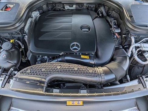 Certified 2022 Mercedes-Benz GLC 300 image 23
