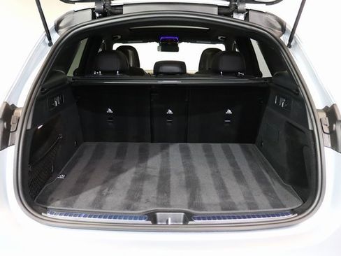 Used 2025 Mercedes-Benz GLC 300 4MATIC image 28