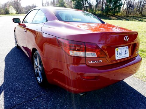 Used 2010 Lexus IS 350C image 13