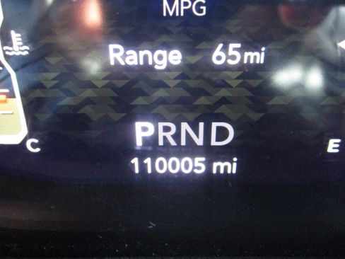 Used 2018 Jeep Wrangler Unlimited Sahara AWD/4WD image 18