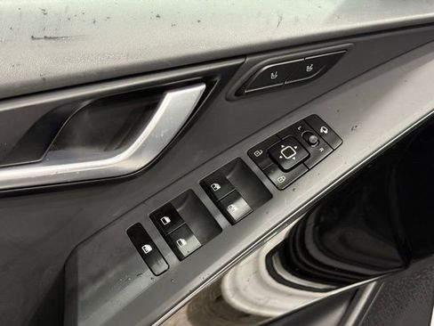 Used 2023 Kia Niro Wave image 15