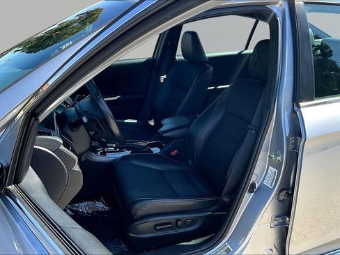 Used 2016 Honda Accord Sport image 20
