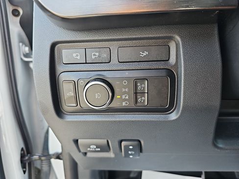 Used 2024 Ford F250 Lariat w/ FX4 Off-Road Package AWD/4WD image 26
