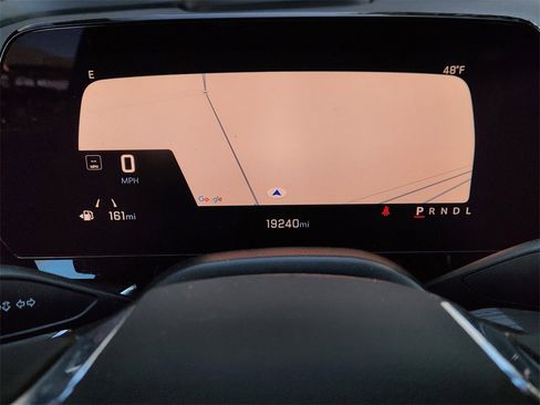 Used 2025 Chevrolet Suburban LS image 16