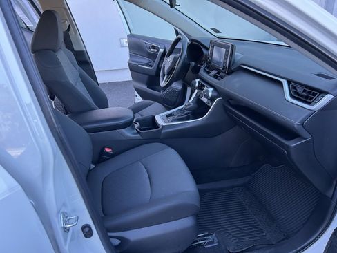Certified 2022 Toyota RAV4 XLE image 13