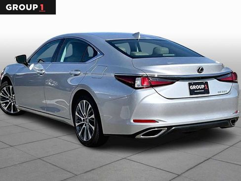 Used 2020 Lexus ES 350 w/ Premium Package image 9