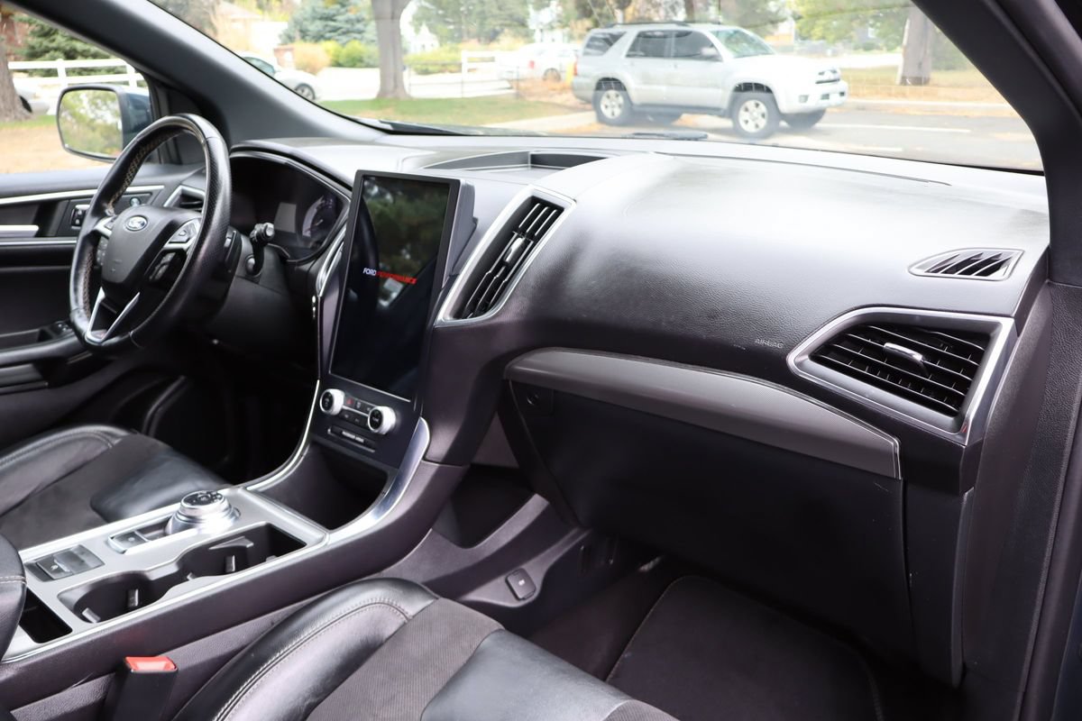 Used 2023 Ford Edge ST AWD/4WD image 17