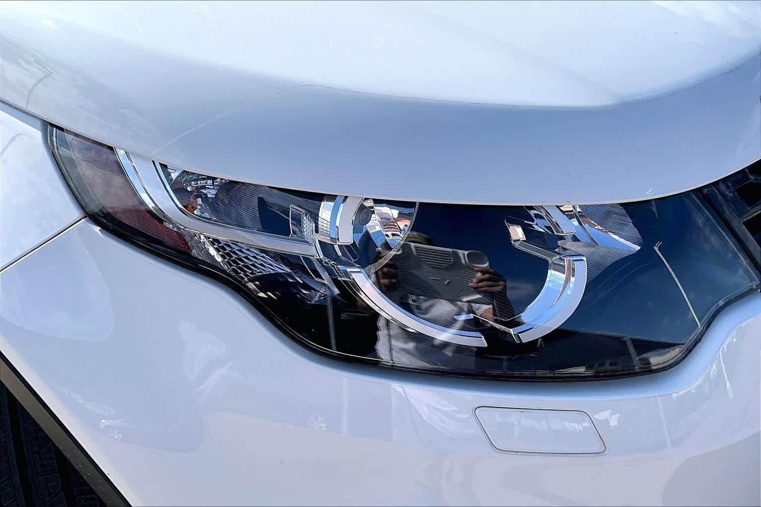 Used 2018 Land Rover Discovery Sport SE AWD/4WD image 25