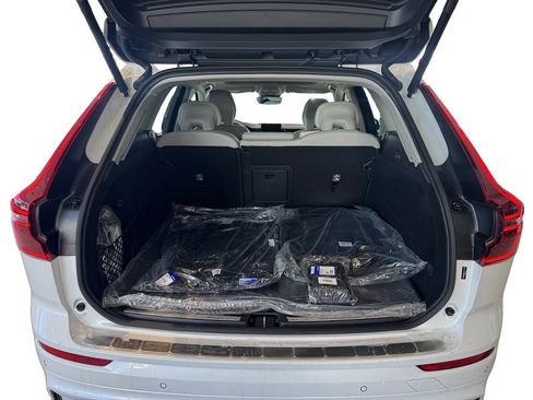 New 2026 Volvo XC60 T8 Ultra w/ Protection Package Premier AWD/4WD image 6