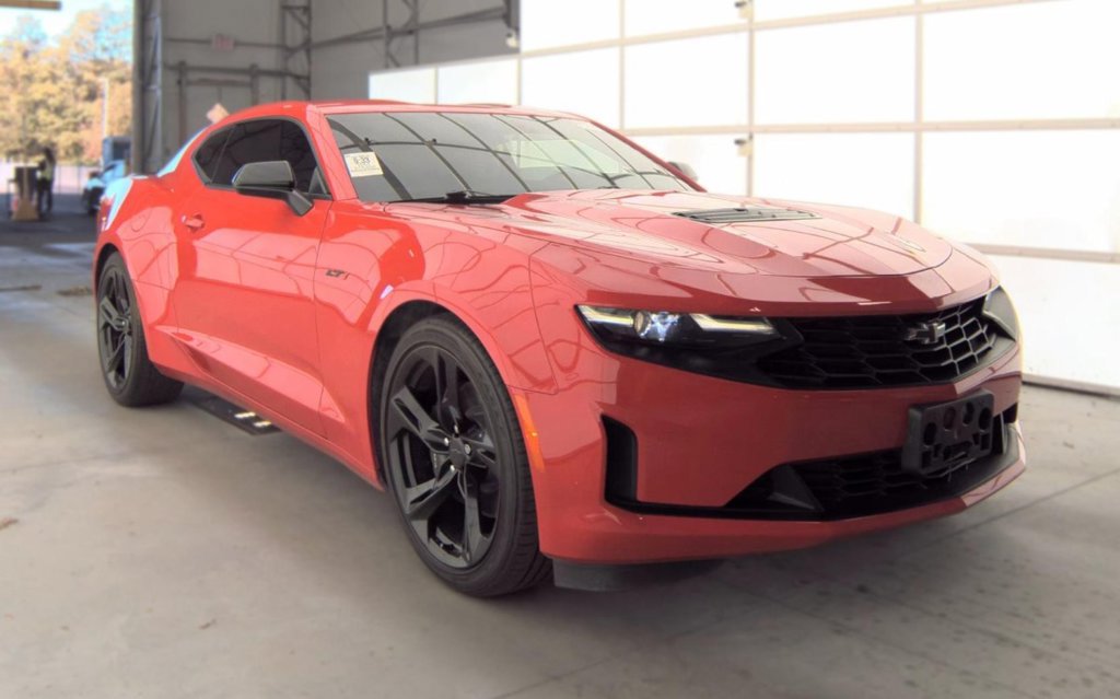 Used 2024 Chevrolet Camaro LT RWD image 3