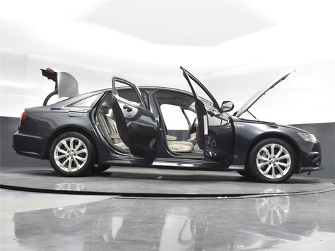 Used 2018 Audi A6 3.0T Prestige w/ Prestige Package image 21