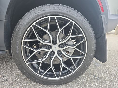 Used 2021 Land Rover Defender 90 S image 30