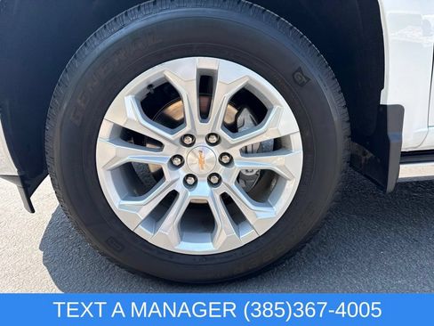 Used 2025 Chevrolet Silverado 1500 LTZ w/ Technology Package AWD/4WD image 9