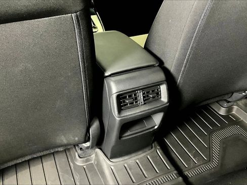 Used 2024 Honda CR-V LX image 10