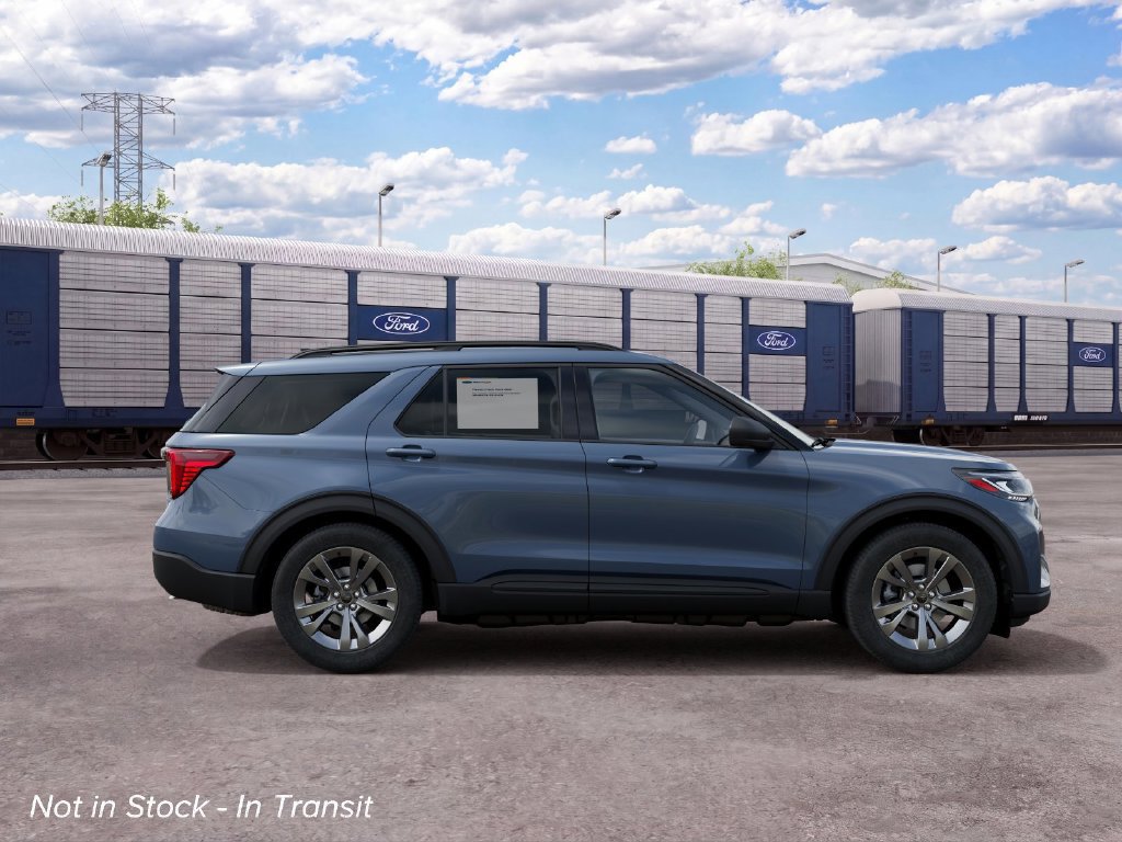 Used 2027 Ford Explorer Active w/ Active Comfort Package AWD/4WD image 8