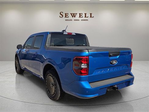 New 2025 Ford Maverick Lobo image 4