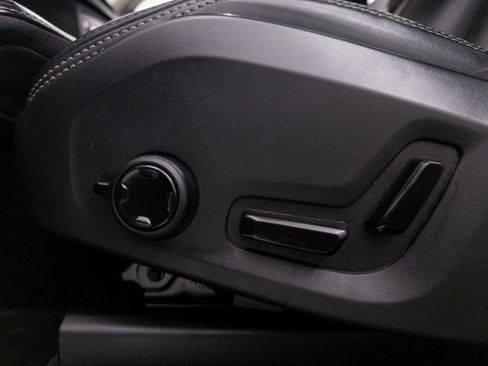 Used 2022 Volvo XC90 T8 Inscription w/ Advanced Package image 29