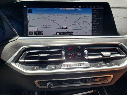 Used 2021 BMW X7 xDrive40i w/ Premium Package AWD/4WD image 41