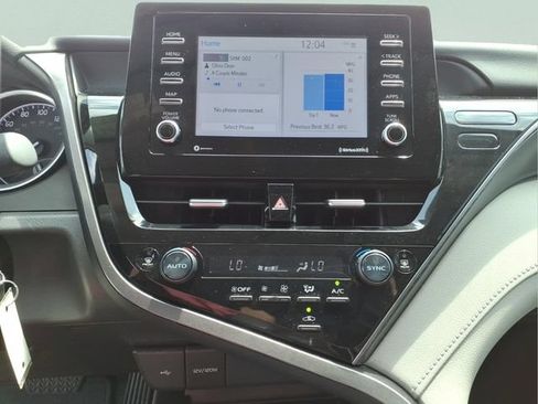 Used 2023 Toyota Camry LE FWD image 18