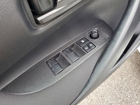 Certified 2025 Toyota Corolla LE image 20