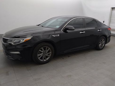 Used 2020 Kia Optima LX FWD image 2