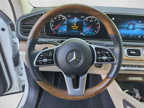 Used 2022 Mercedes-Benz GLS 450 4MATIC image 16