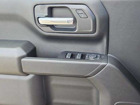 New 2026 Chevrolet Silverado 1500 Custom w/ LPO, Dark Essentials Package RWD image 23