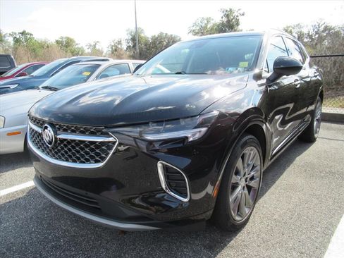 Used 2021 Buick Envision Avenir w/ Technology Package II image 2