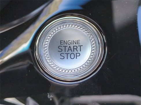 Certified 2025 Genesis G70 2.5T image 27