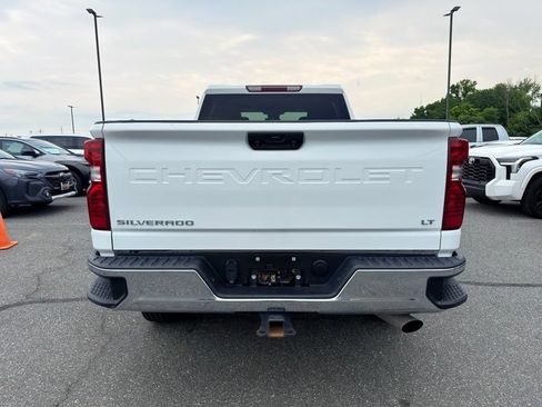 Used 2024 Chevrolet Silverado 2500 LT RWD image 4