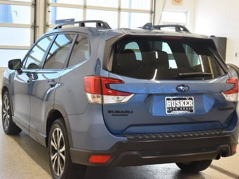 Used 2022 Subaru Forester Limited AWD/4WD image 10