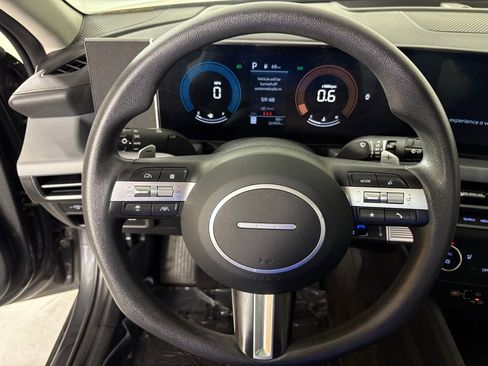 Used 2025 Hyundai Sonata SEL FWD image 18