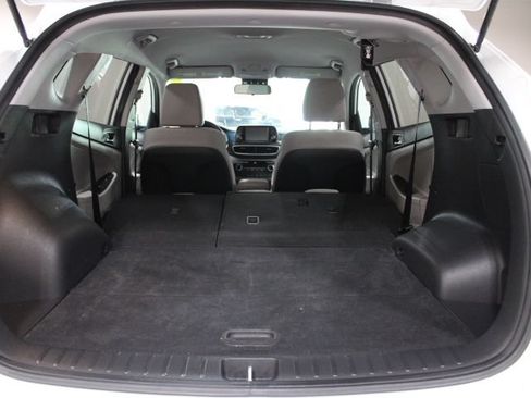 Used 2019 Hyundai Tucson SE FWD image 14